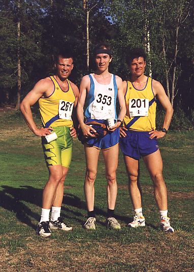 edmhwin.jpg (62319 bytes)